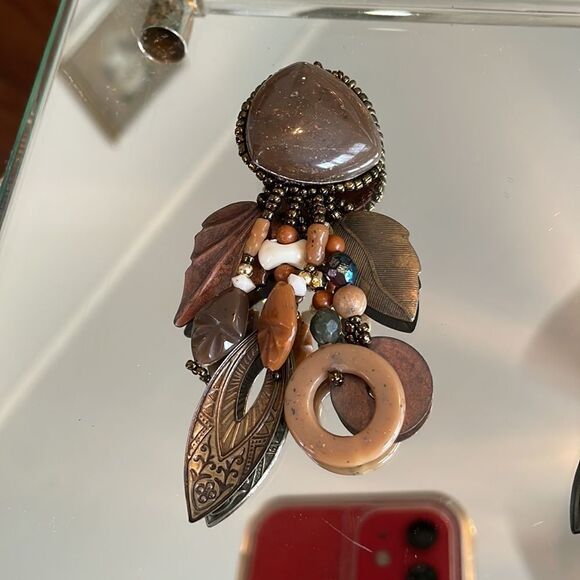 Tribal look brown & copper multiple drop pendants clip on earrings - Picture 3 of 6